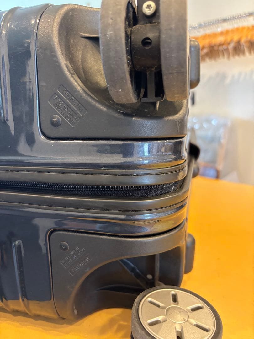 RIMOWA リモワ サルサ 97L キャリーケースポリカーボネート使用少　美品