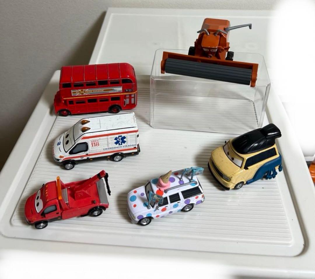 カーズ、ミニカー、マテル（フランク、ポルトコルサ、アイス、すもう）