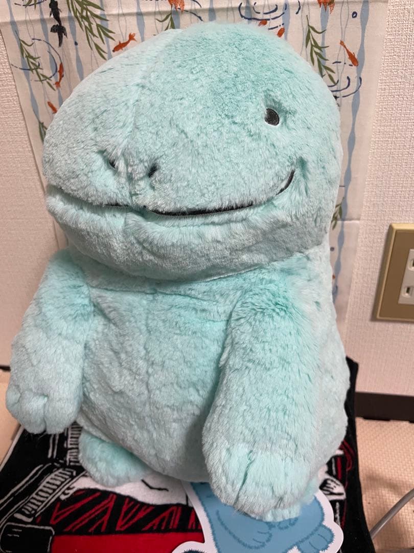 タグ付き　ふわふわ抱きぬいぐるみ　ヌオー