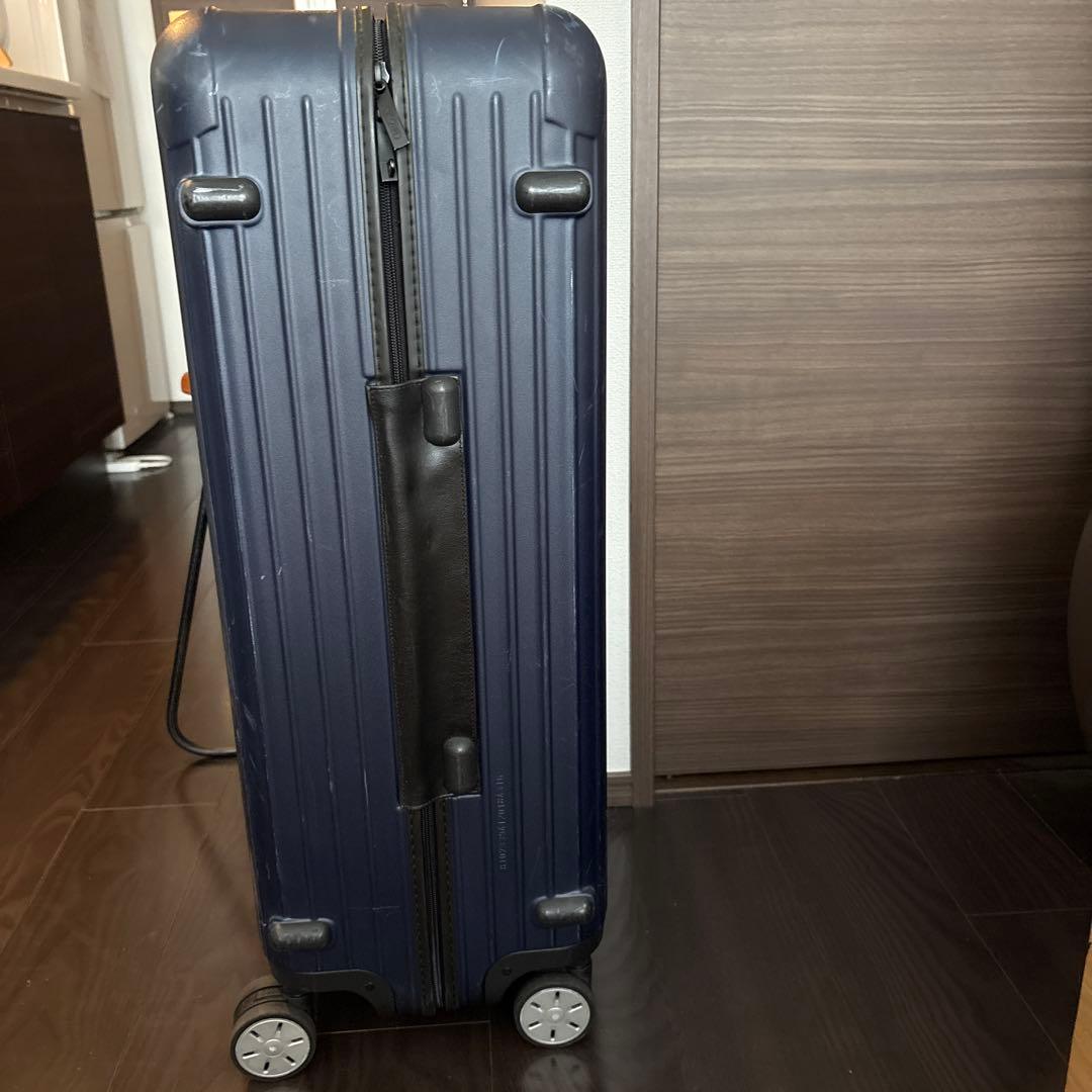 リモワ　サルサ　ネイビー キャリーケース