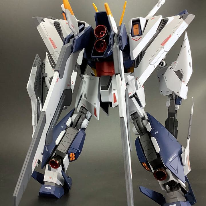 HGUC RX-105 クスィーガンダム　塗装済完成品
