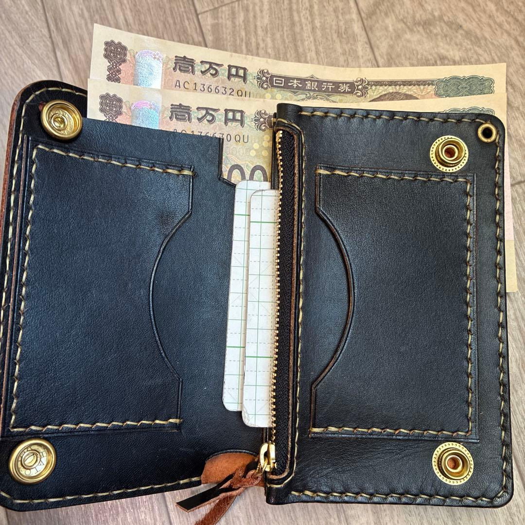 【茶芯ブラック】トラッカーウォレット　ミドル　真鍮　お札を折らずに収納　タイプA