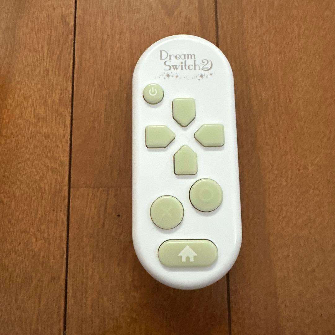 ディズニー＆ピクサーキャラクターズ　ドリームスイッチ2 ADアダプタ&リモコン付