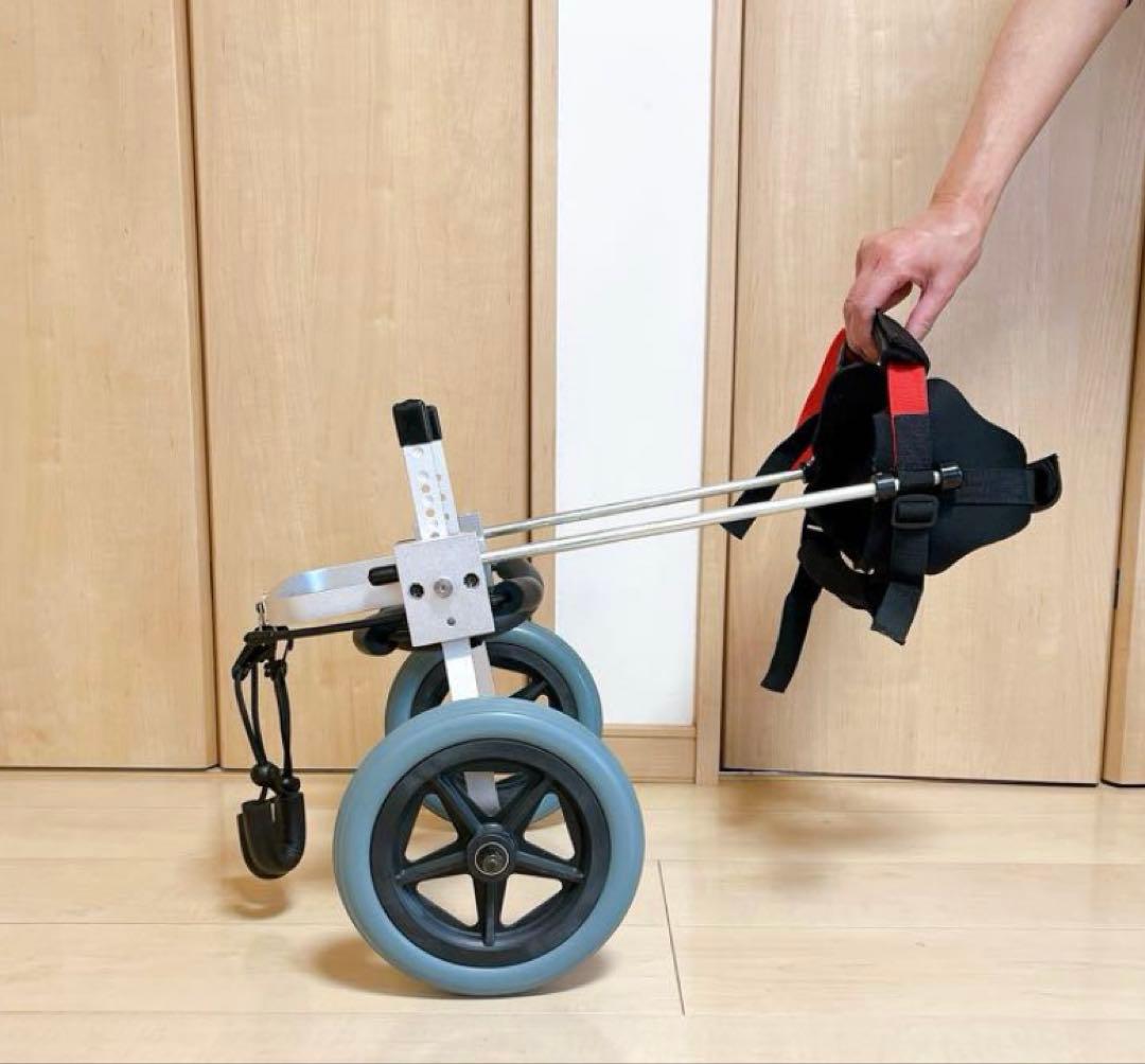 中型犬用車椅子　ほぼ新品