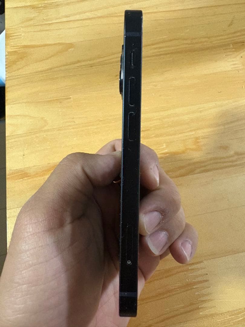 Apple iPhone 13 ミッドナイト　MINI