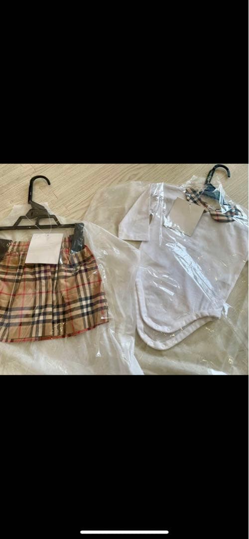 Burberry ベビー服　9M
