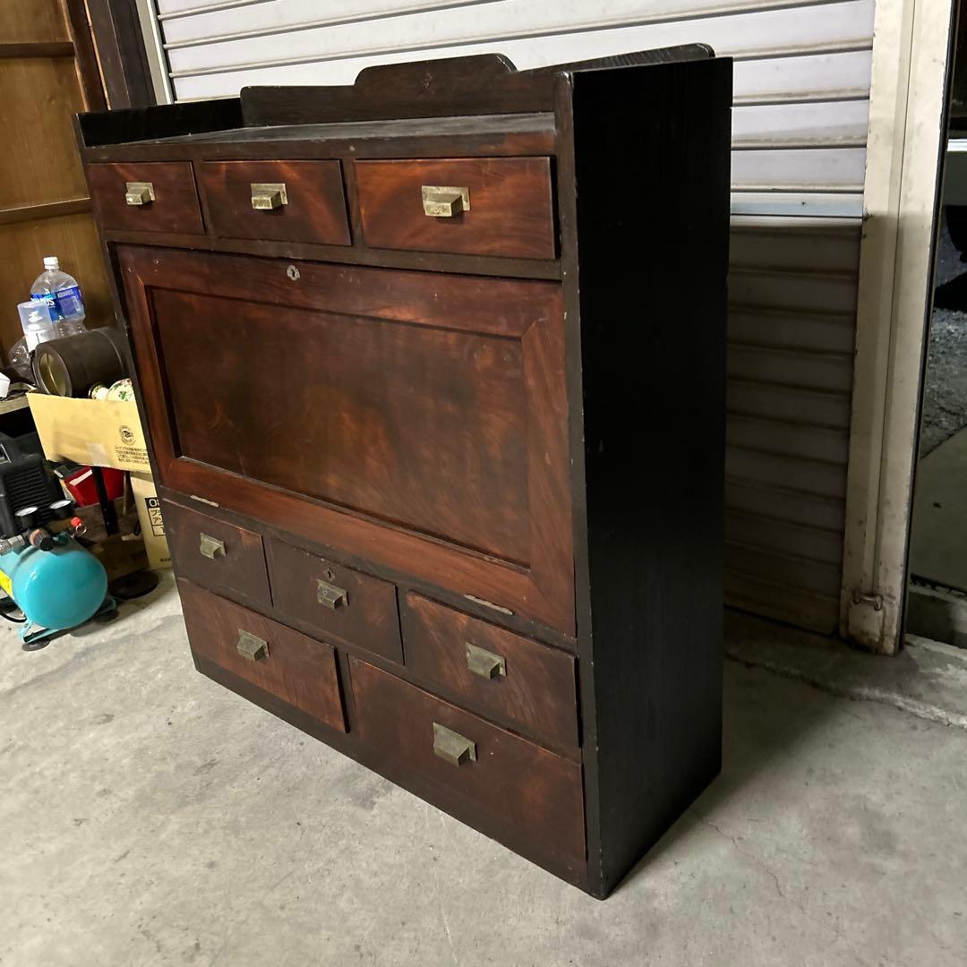 古く味のある木製の引き出し5杯　チェスト　昭和レトロ　古家具　古民家　時代家具