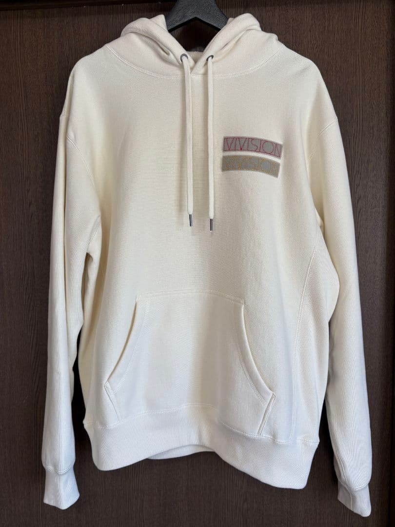 【ほぼ新品】vivision パーカー Mサイズ 試着のみ ヴィヴィジョン
