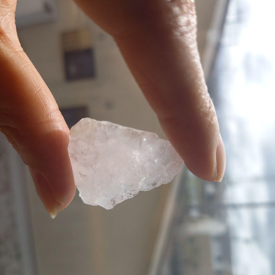 アンダラクリスタル　ネリーピンク　希少