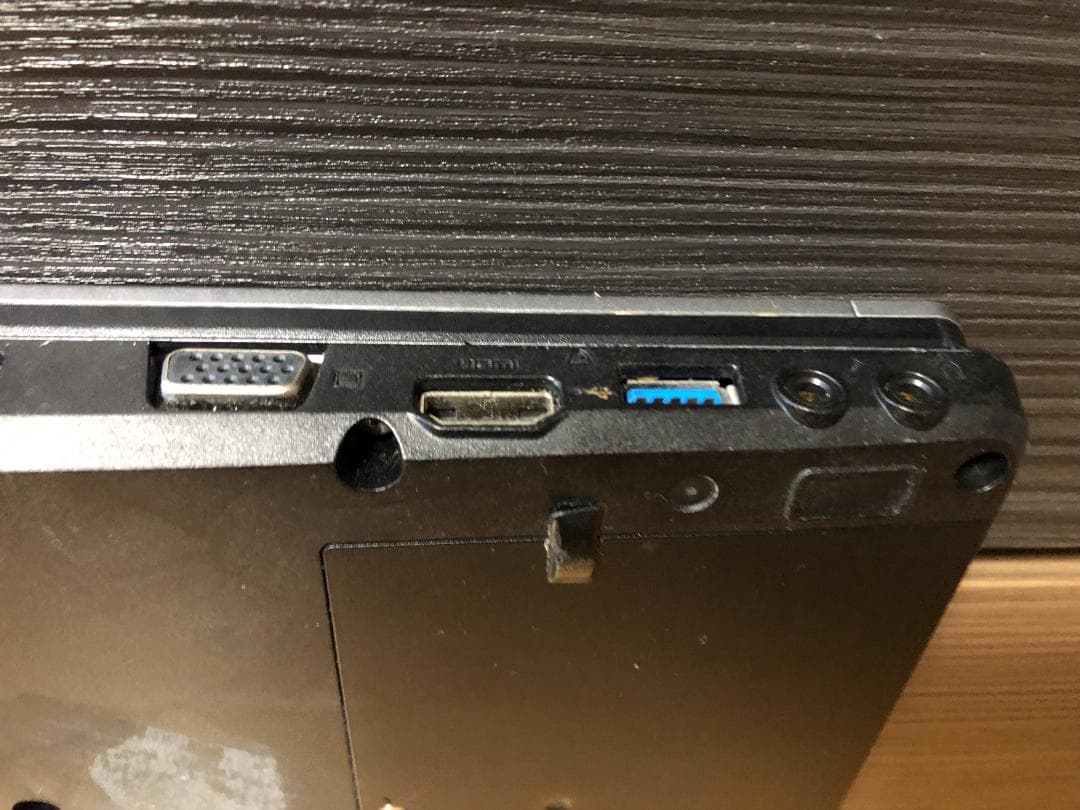 富士通 LIFEBOOK T725/K Windows11