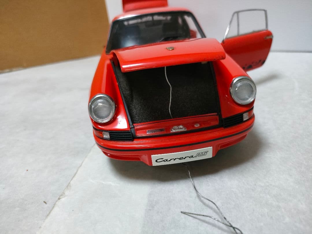 に*ー様 オートアート　ポルシェ911カレラ 　1/18