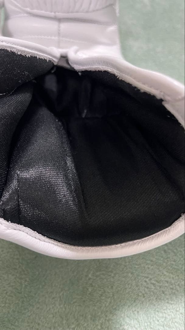 PRIZE RING “Professional SS”モデル 8oz ホワイト