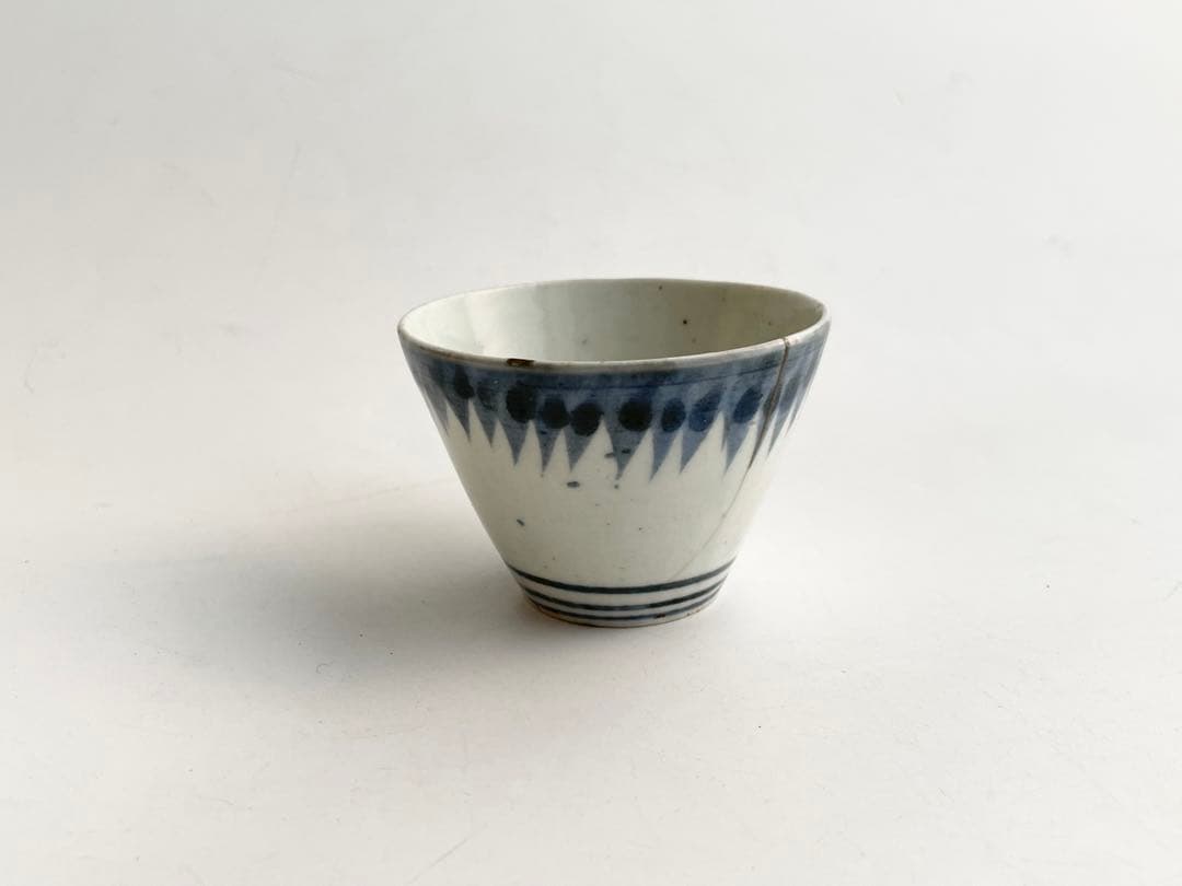 骨董　アンティーク　古伊万里　染付　雨降文様　蕎麦猪口　フリーカップ　酒器