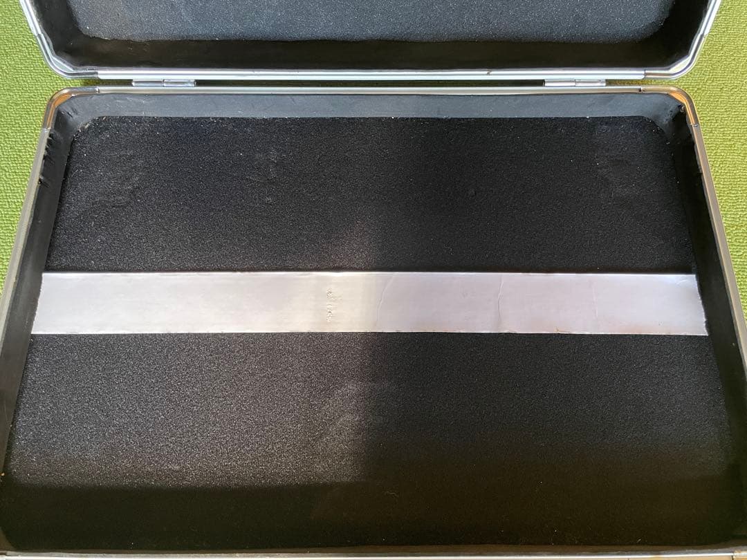 BOSS ME-80 ギターエフェクター（エフェクターケース付き）