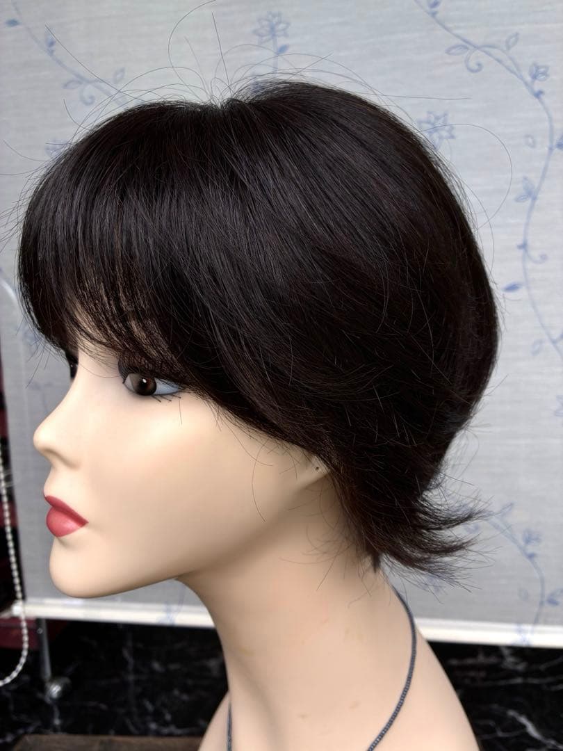 ショートウイッグ　前髪あり
