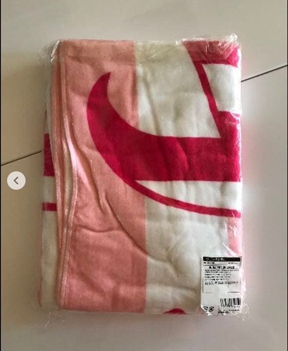 浜崎あゆみジャンボタオル　新品、未使用