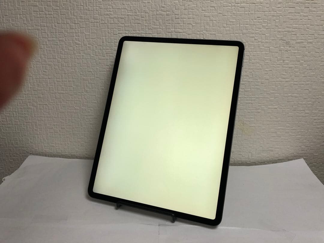 iPad Pro 12.9インチ 第3世代 256GB AU SIMフリー 58