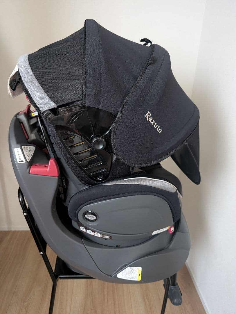 チャイルドシート　アップリカ　フラディアラクート　エレガント　シートベルト固定