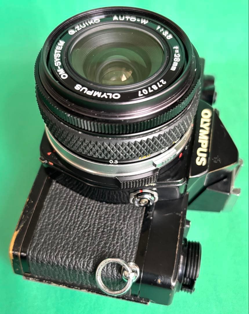 ★ OLYMPUS OM-2 (使用説明書付) + 広角レンズ 28mm
