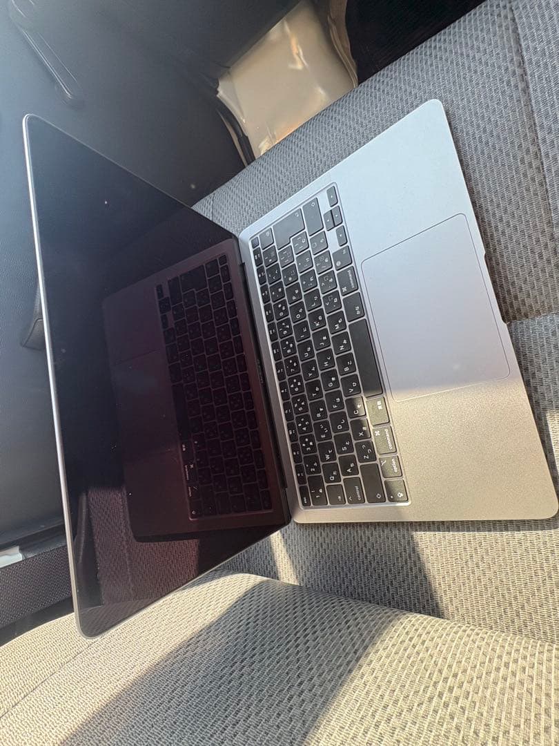 MacBook本体 Apple MacBook Air M1 16GB2020