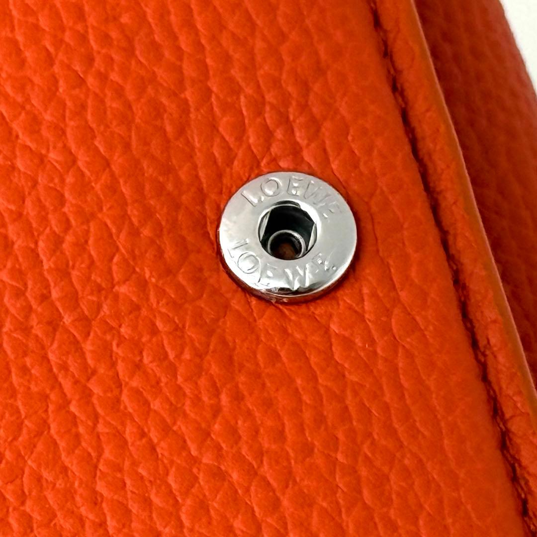 使用わずか✨ロエベ アナグラム トライフォールド オレンジ 財布　箱付　P40