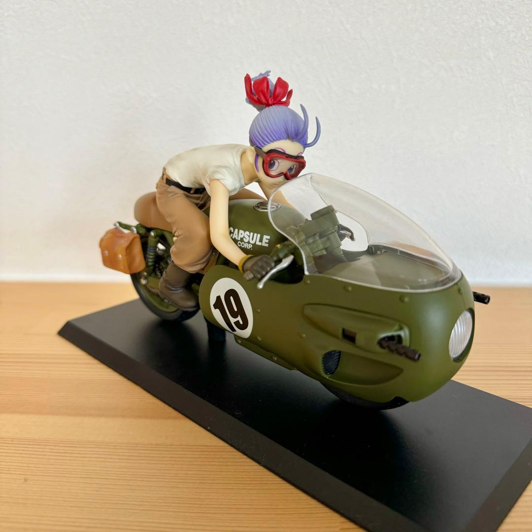 美品　ドラゴンボール　デスクトップリアルマッコイ　03ブルマ