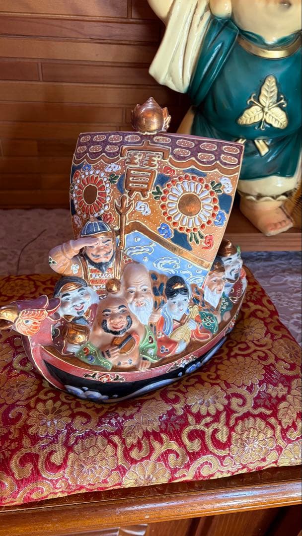 七福神の船 陶器置物