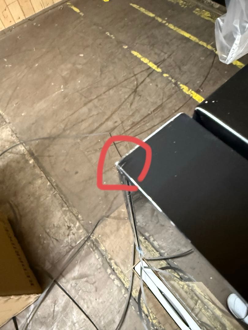 ワインセラー　訳あり新品　27本入り