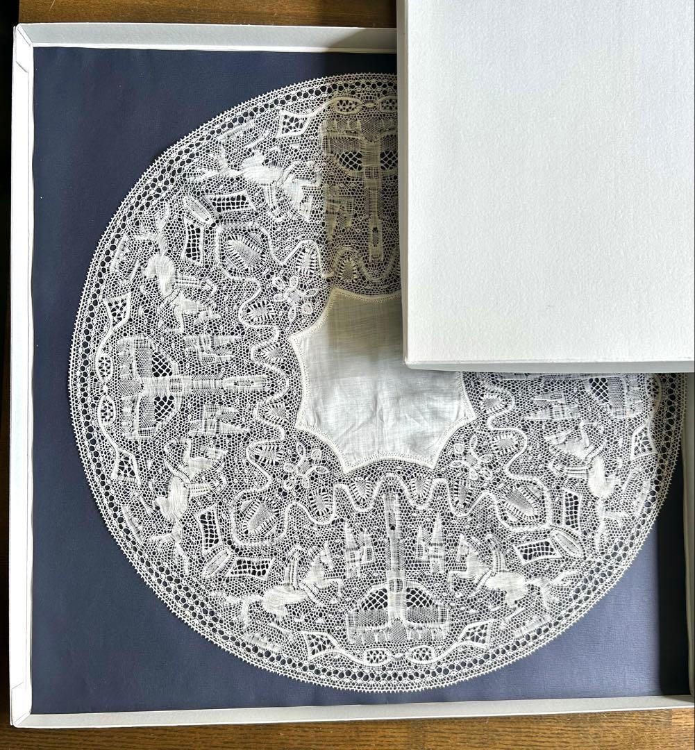 アンティークドイリー　ボビンレース　ラウンドハンドメイド　直径56cm