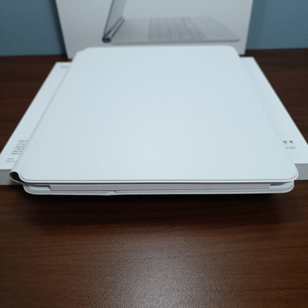 美品 iPad Magic Keyboard Pro 12.9インチ A2480