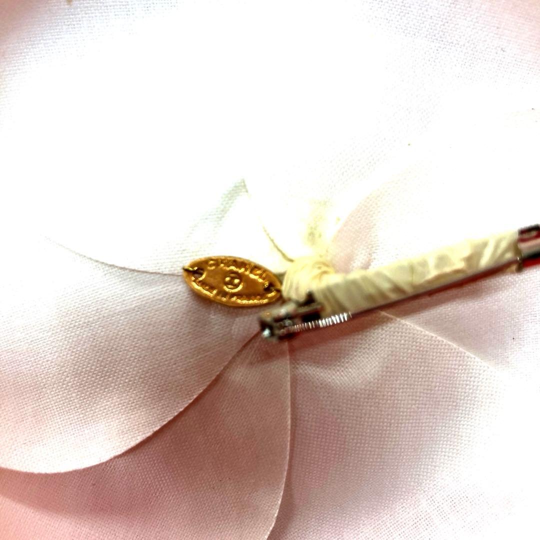 【美品】CHANEL シャネル カメリア コサージュ ホワイト　ヴィンテージ