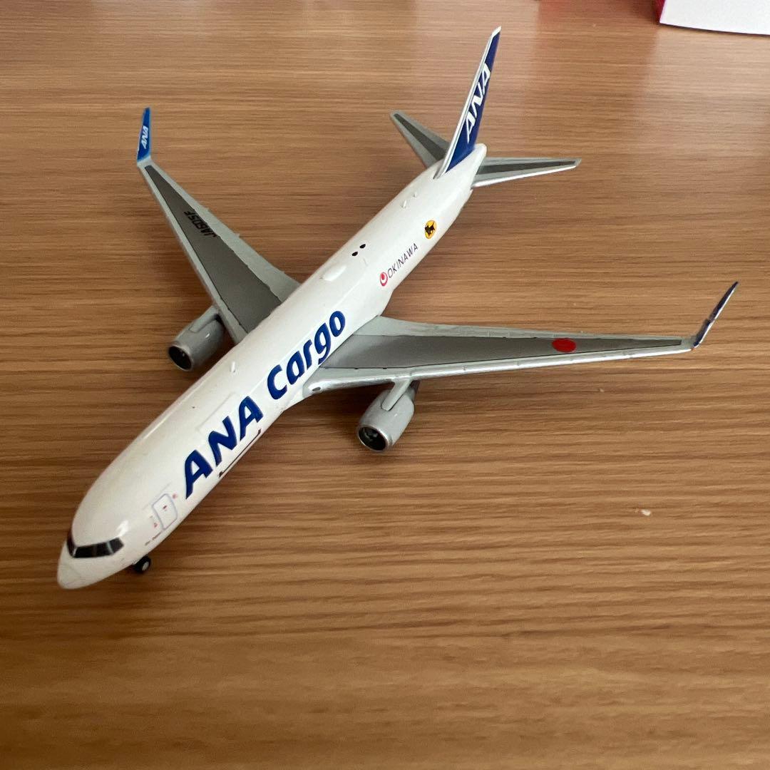 ANA B767-300F 1/400 注意