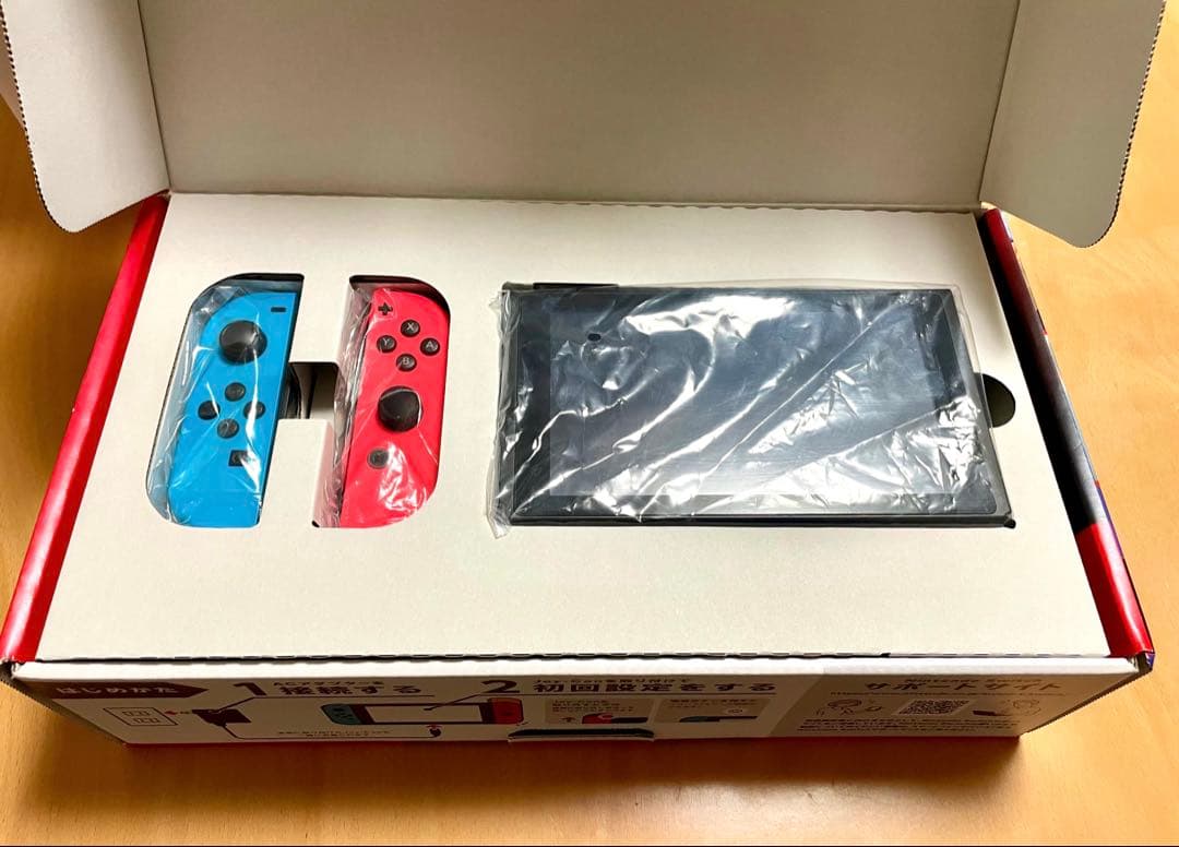 【美品】Switch 本体 保護フィルム・外箱・付属品あり 動作確認済 初期化済