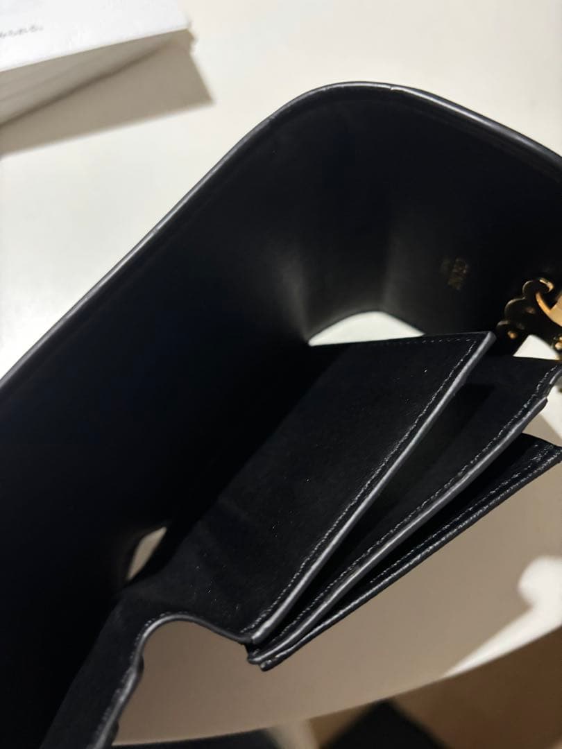 CELINE 三つ折財布