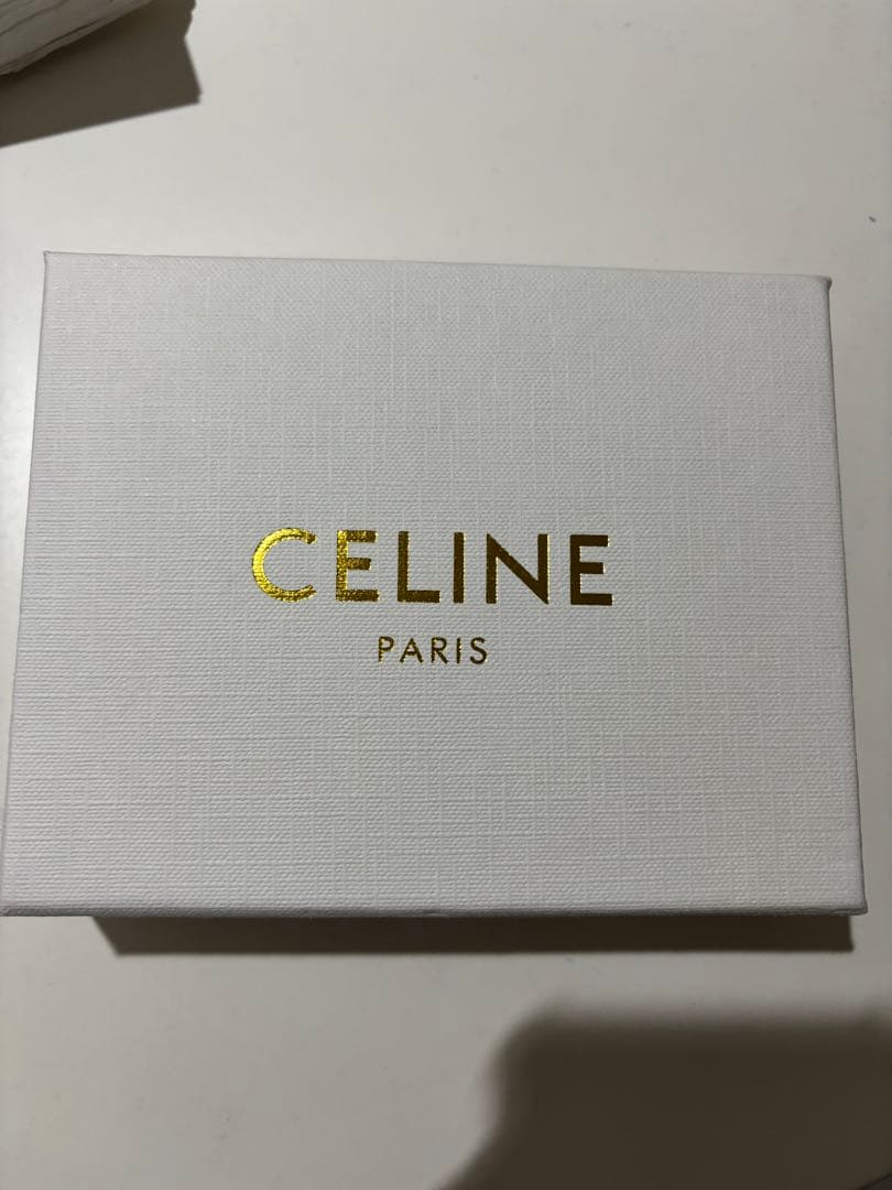 CELINE 三つ折財布