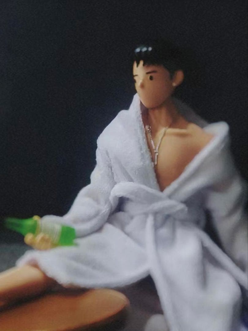 【海外製・入手困難】LGBT可動ボディ シリコンフィギュアドール　34cm前後