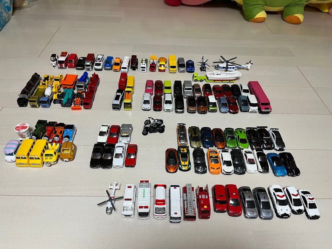 トミカ　まとめ売り　約110台