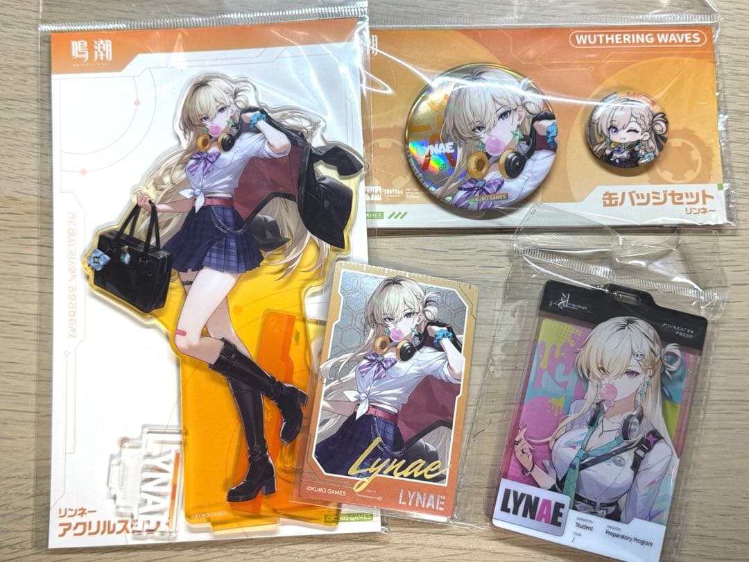 リンネー　鳴潮　C107 アクリルスタンド　缶バッジ　チェキ　セット　コミケ