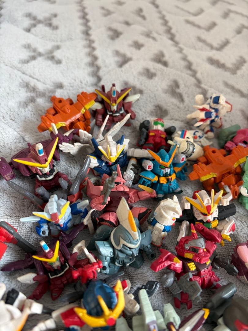 ガンダムカプセルトイ まとめ売り 約70体以上