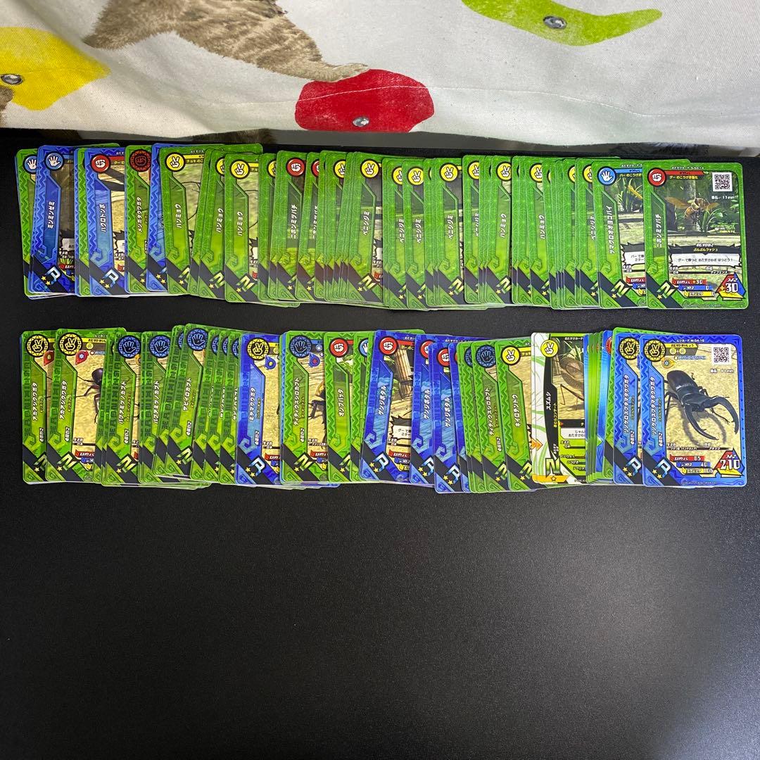 【B174】新昆虫王者ムシキング　917枚　大量まとめ売り