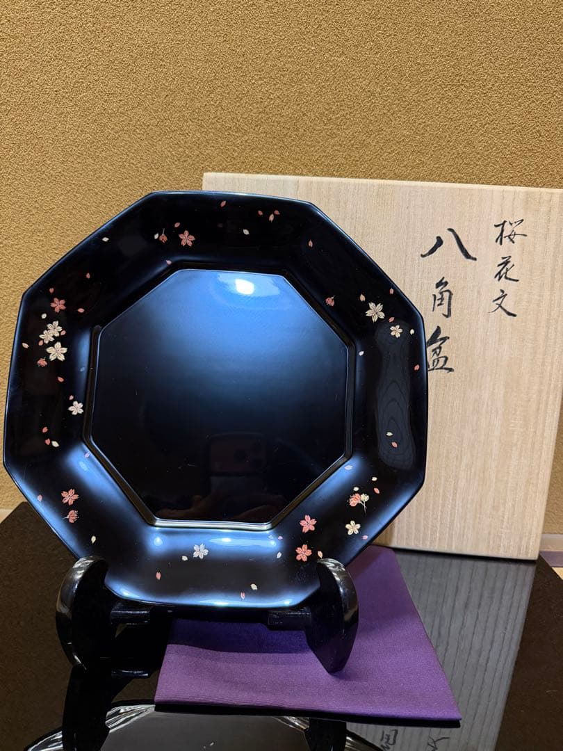 輪島塗　鬼平慶司　桜花文　八角盆　共箱