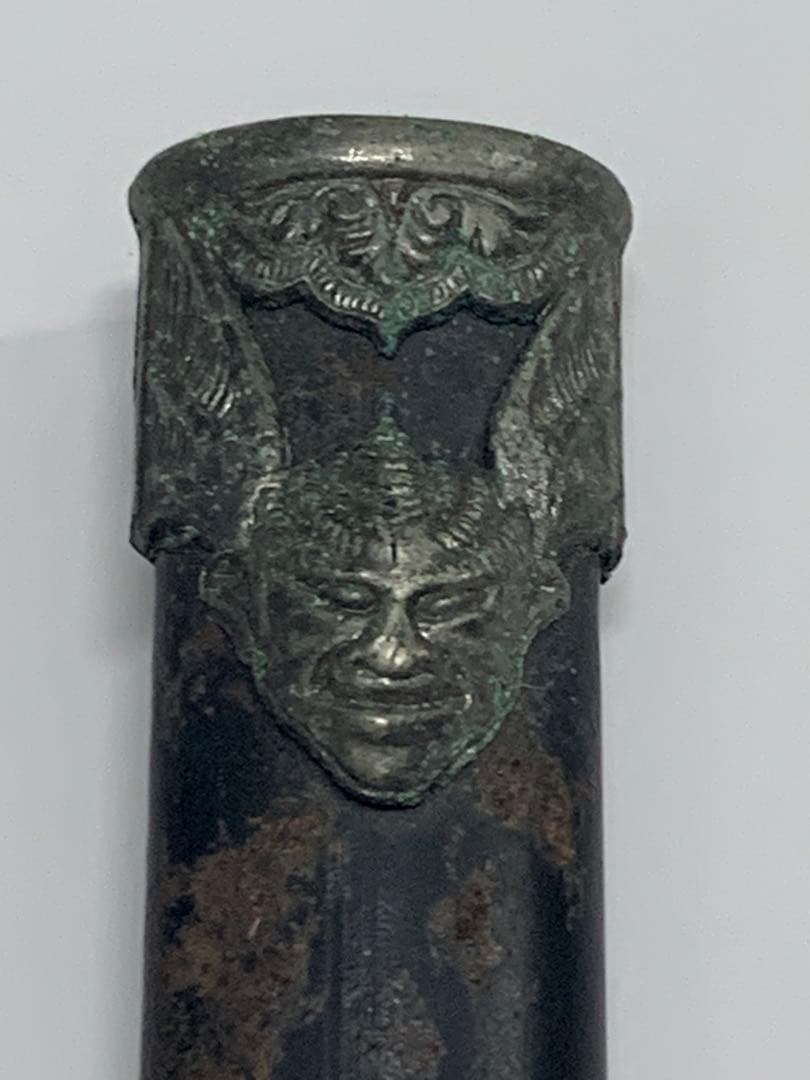 模造刀　装飾的な金属製の刀