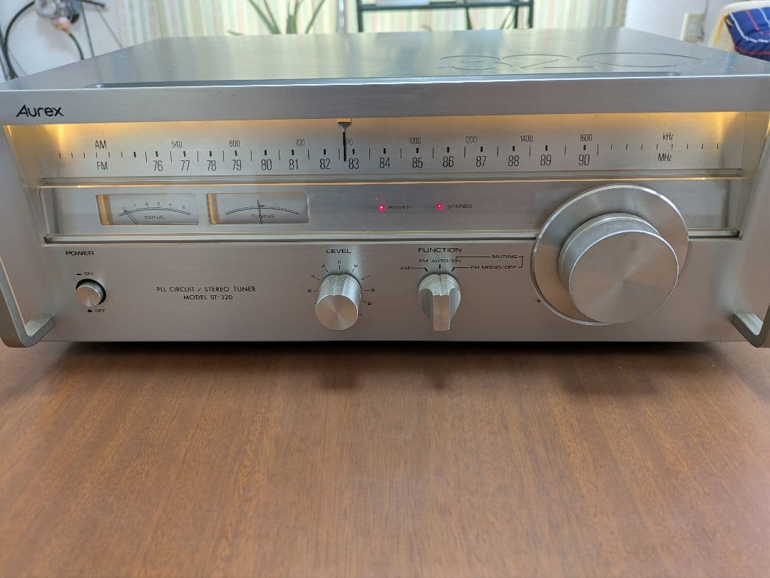 東芝AurexチューナーST320とアンプSB320