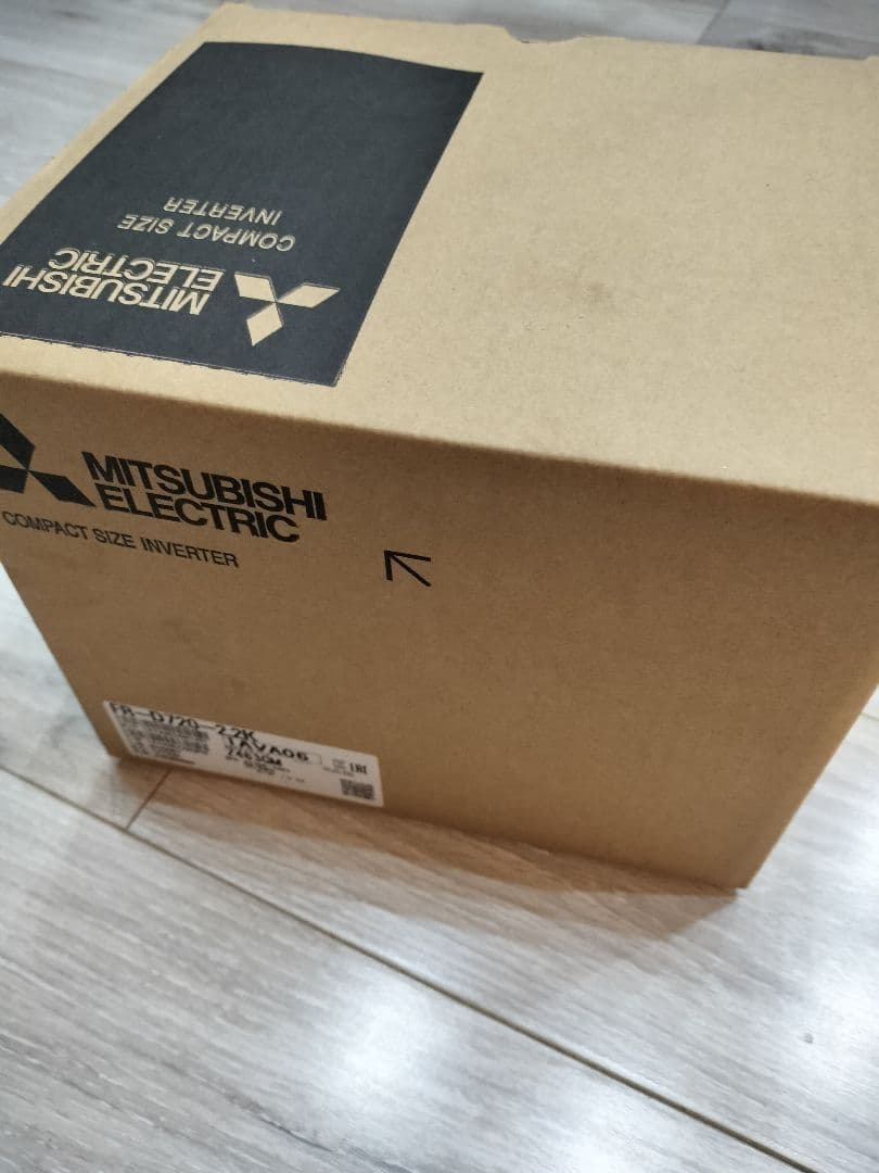 新品未開封 三菱電機 FR-D720-2.2K インバータ