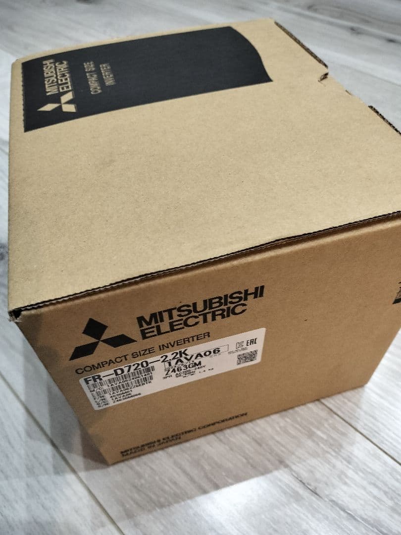 新品未開封 三菱電機 FR-D720-2.2K インバータ