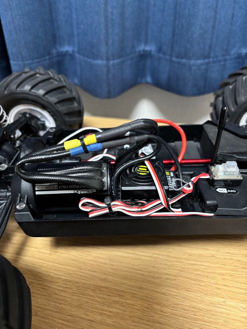 ち*ん様 京商 1:10マッド バン VE FEZER MK2 FZ02L VE