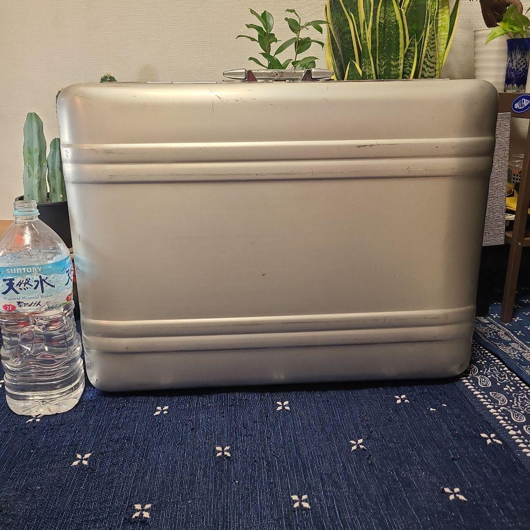 ゼロハリバートン ZERO HALLIBURTON キャリー アタッシ リモワ