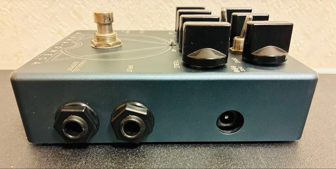 ベース Darkglass Electronics ALPHA OMEGA