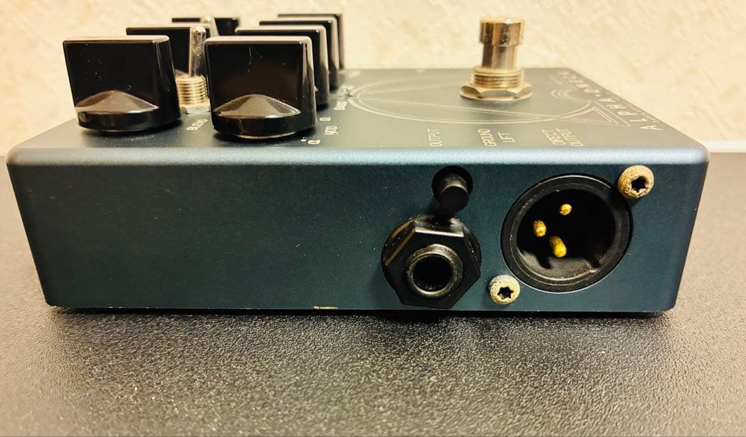 ベース Darkglass Electronics ALPHA OMEGA