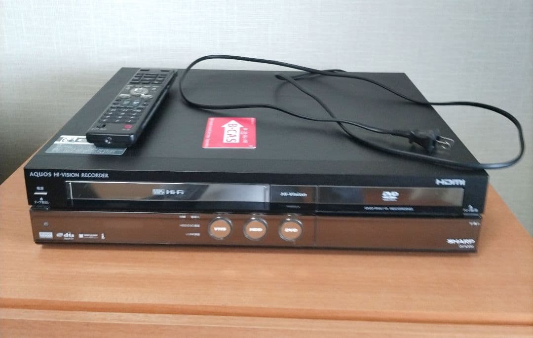 シャープ AQUOS DVD ビデオ一体型レコーダー　DV-ACV52